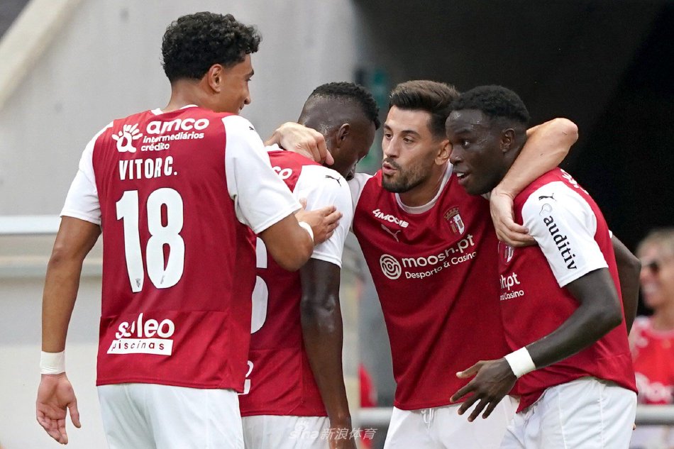 上的表现有 上的表现有