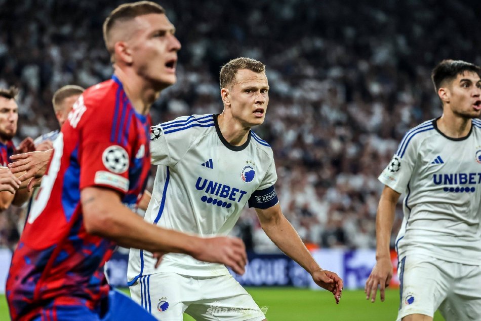 官方：伯恩茅斯2500万镑签下切尔西门将佩特洛维奇 签约5年