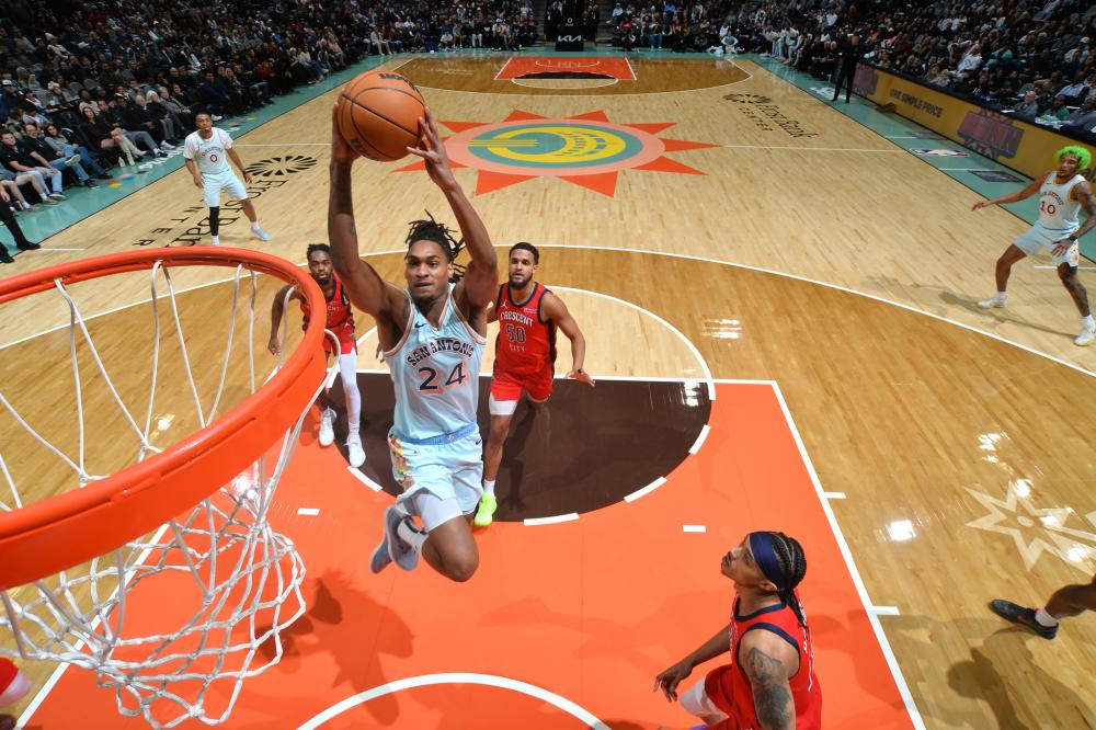 赛中上演一 赛中上演一