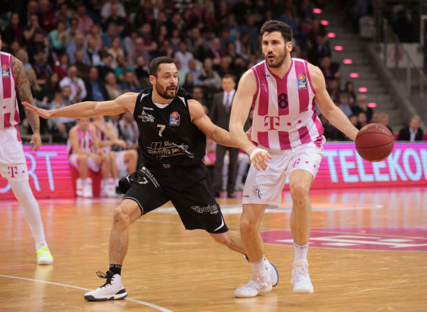 曝出了一则 曝出了一则