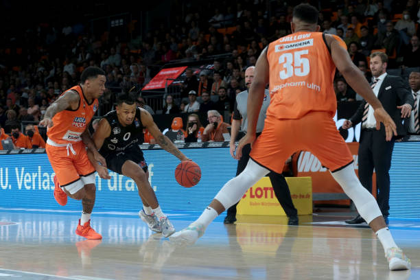 更承载着奋 更承载着奋