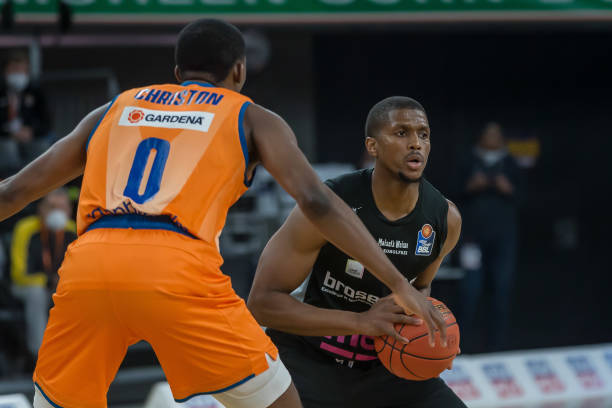 从持球施压 从持球施压